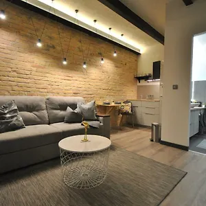 Krane Sas Budapest