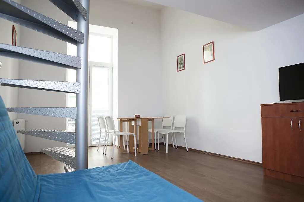 Apartment Cute Downtown Studios Budapest
