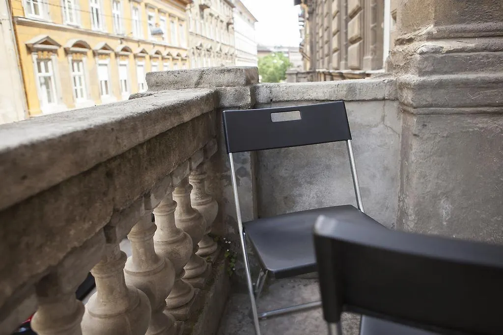 Apartment Cute Downtown Studios Budapest Hungary