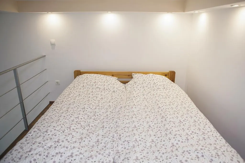 Cute Downtown Studios Budapest Apartment